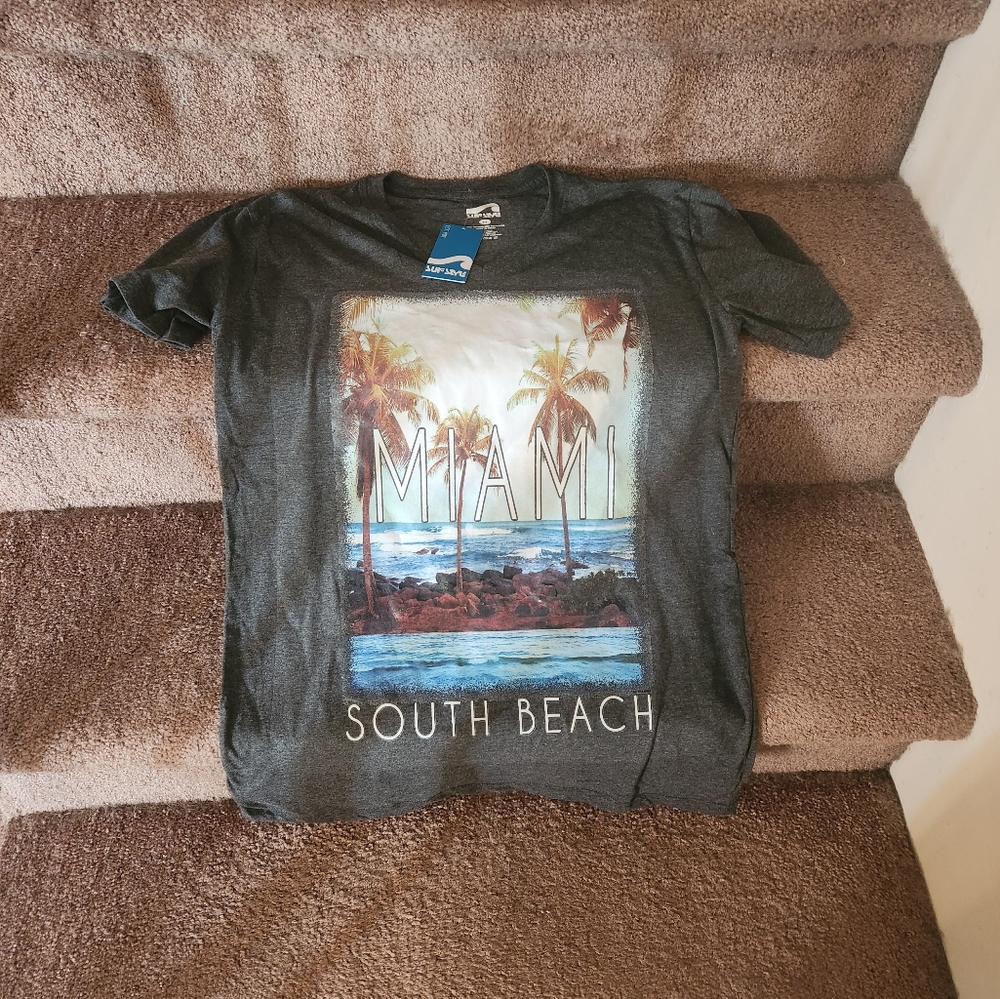 Miami V-Neck